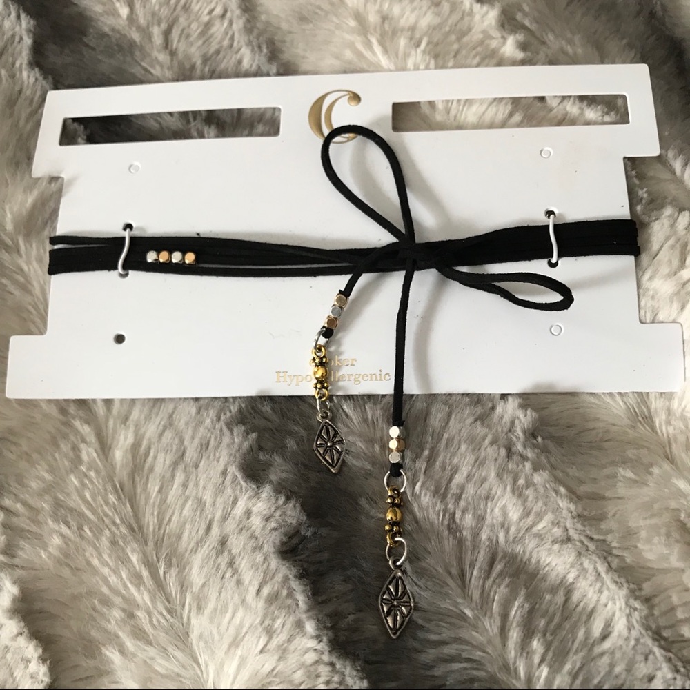 NWT choker
